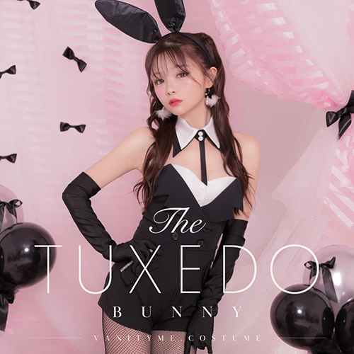 #タキシードバニーガール