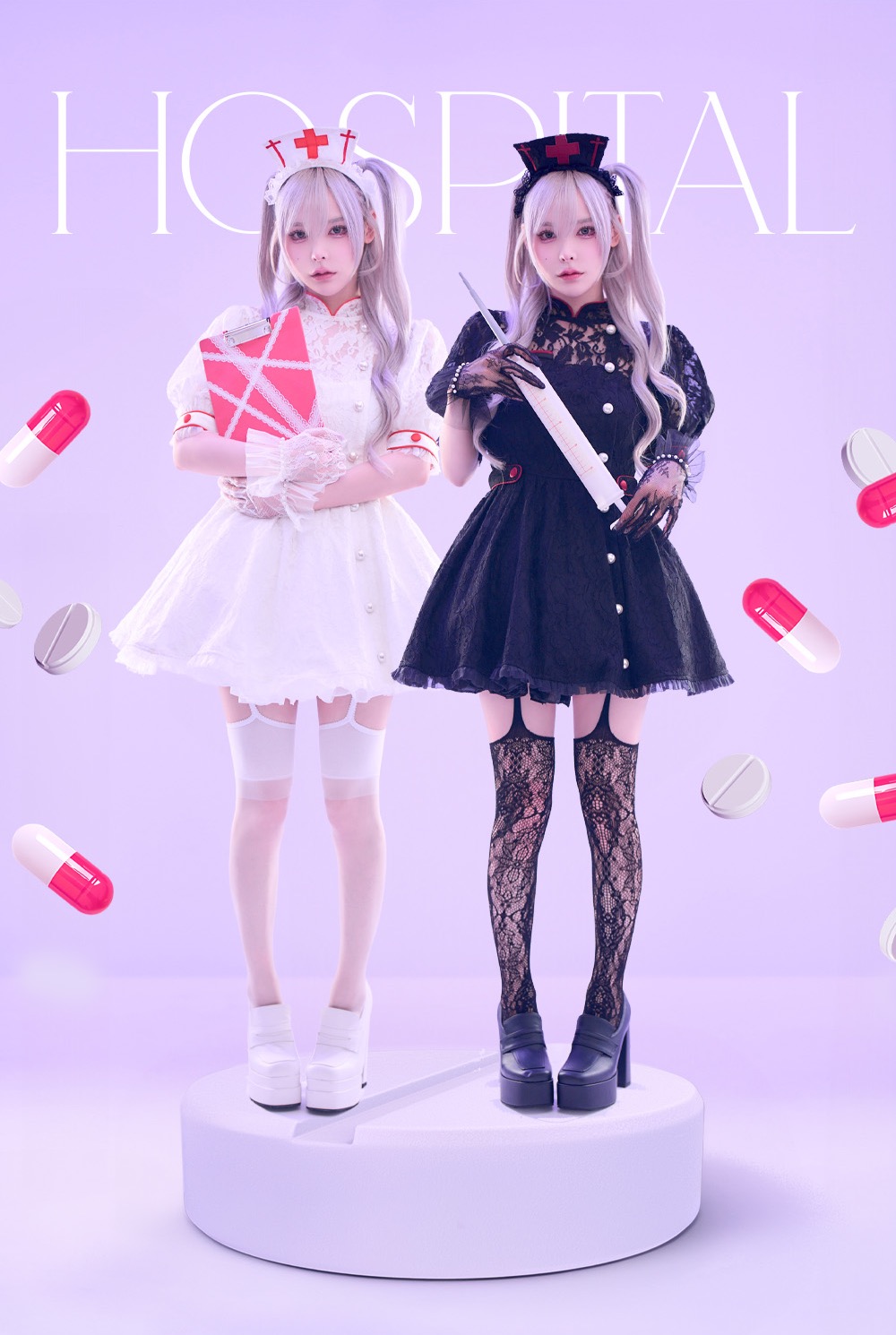 白と黒のナース衣装を着用したHOSPITALコレクション