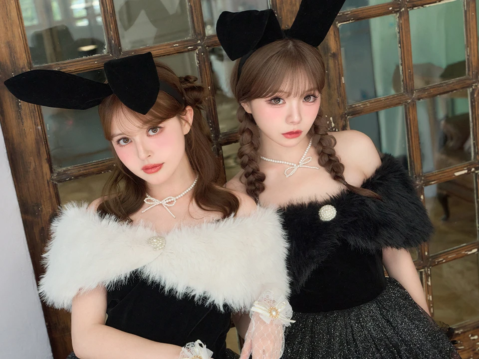 vanityME.（バニティーミー） コスプレ通販専門店  【2点セット】Mademoiselle Noble Bunny マドモアゼルノーブルバニー ファーフレアバニー ブラック×ホワイト vcsbn-26010-1-my-wh イメージ画像02