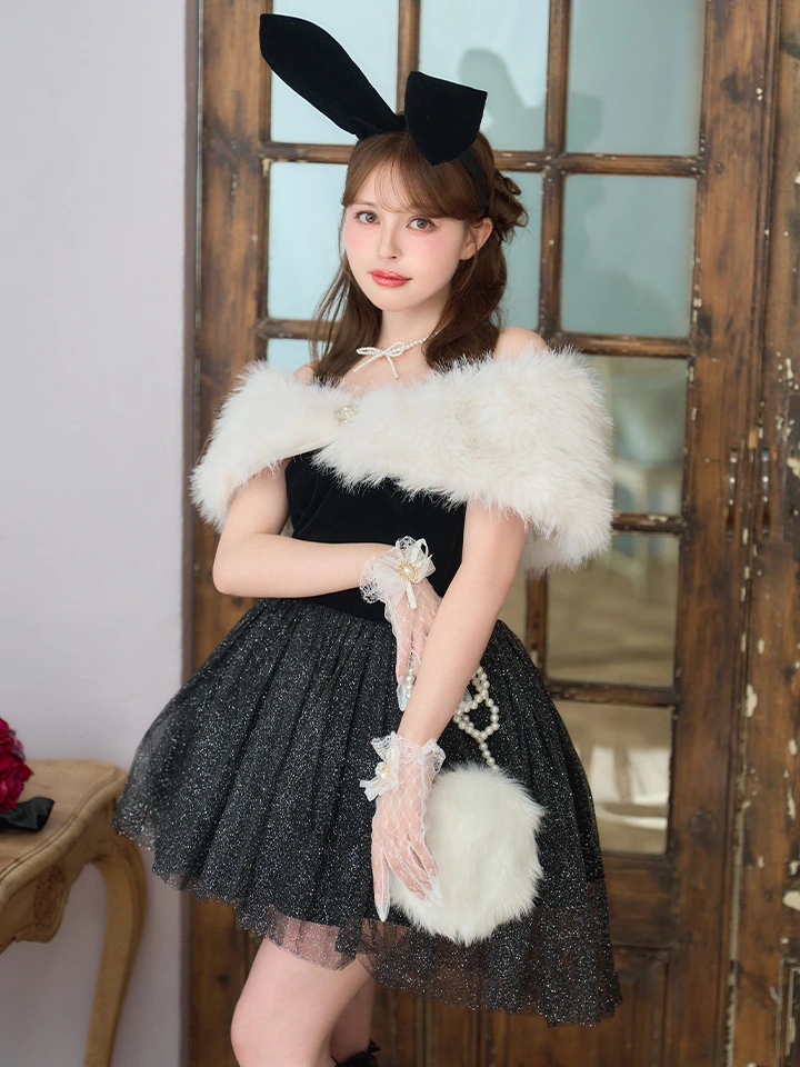 vanityME.（バニティーミー） コスプレ通販専門店  【2点セット】Mademoiselle Noble Bunny マドモアゼルノーブルバニー ファーフレアバニー ブラック×ホワイト vcsbn-26010-2-na-wh イメージ画像03