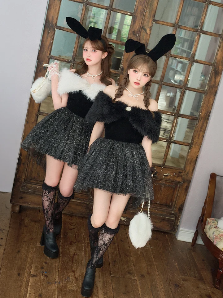 vanityME.（バニティーミー） コスプレ通販専門店  【2点セット】Mademoiselle Noble Bunny マドモアゼルノーブルバニー ファーフレアバニー ブラック×ホワイト vcsbn-26010-2-na-wh イメージ画像03
