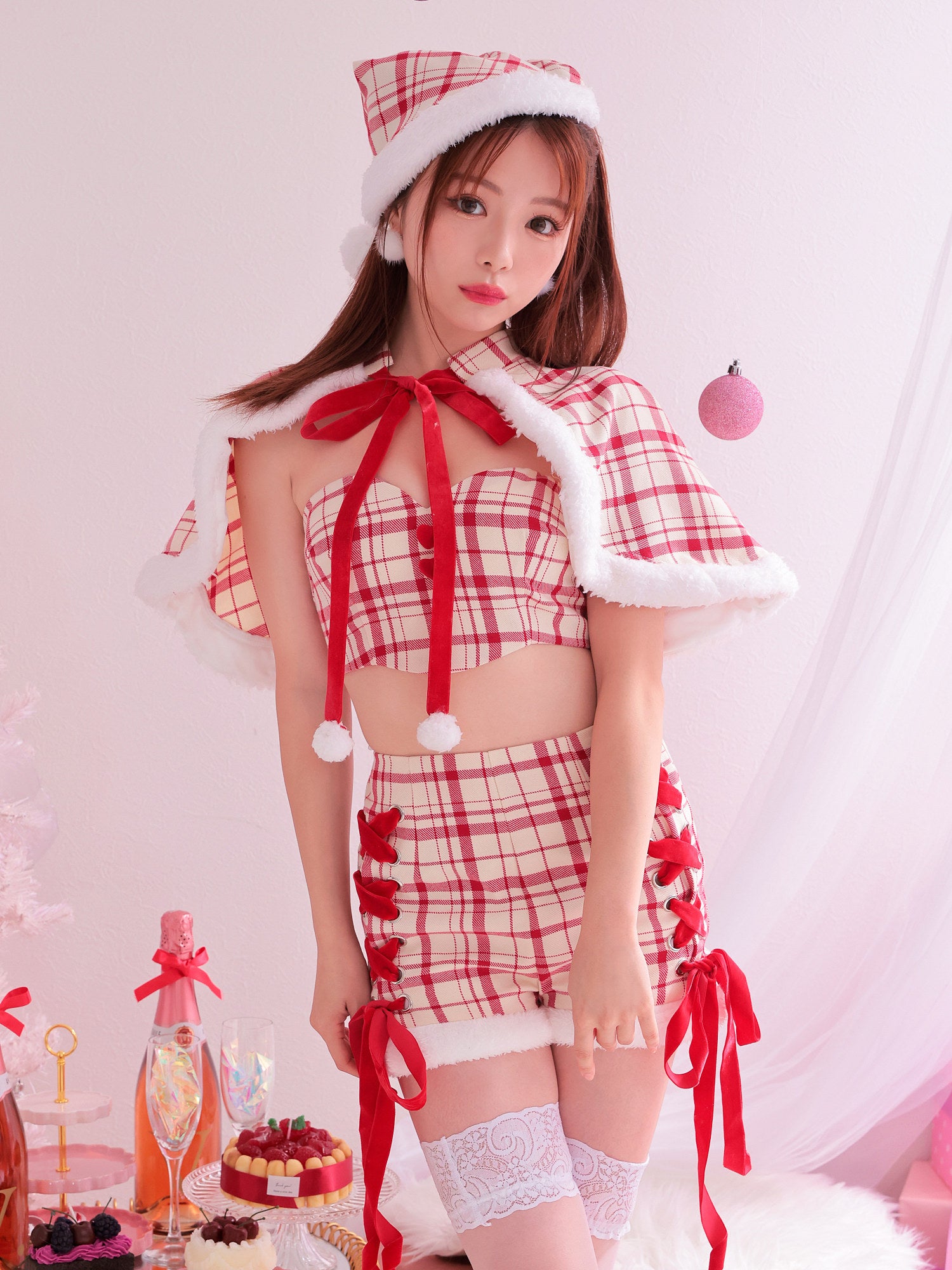 THE IDOL SANTA アイドルサンタ ベアトップ×パンツ ケープ付き 