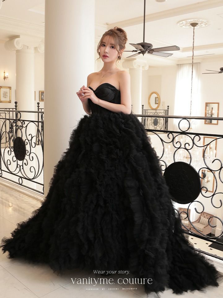 vanityME.couture. バニティーミークチュール ベアトップ ボリューム