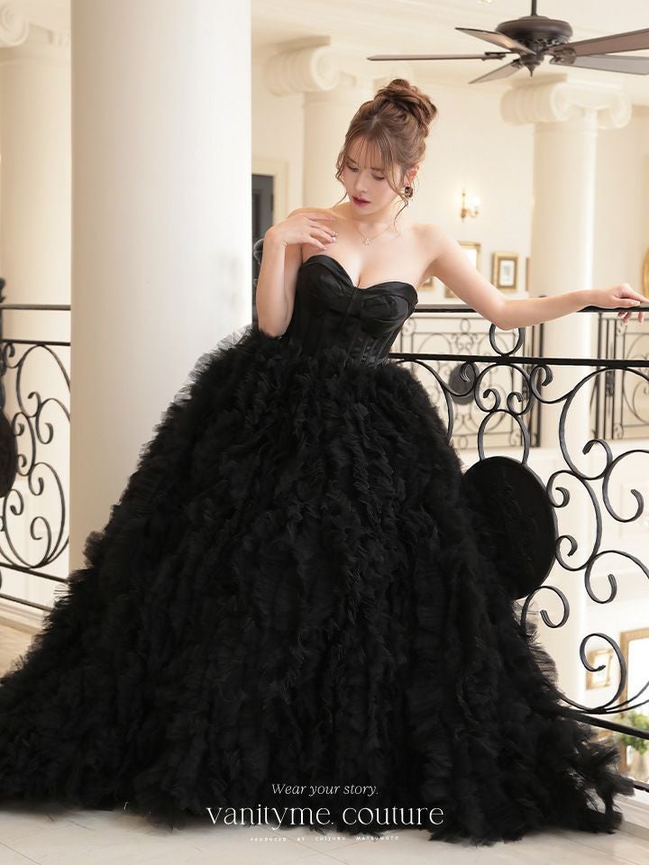 vanityME.couture. バニティーミークチュール ベアトップ ボリューム