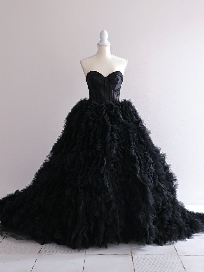 vanityME.couture. バニティーミークチュール ベアトップ ボリューム
