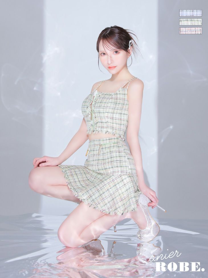 Glossy ローブドフルールグロッシー ボーダーパイピングバストジップ