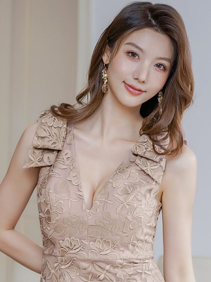 ERUKEI エルケイ ホワイト 肩リボン・総レース・タイト・ノースリーブ・Vネック・ミニドレス・ワンピース ek-e24071-1