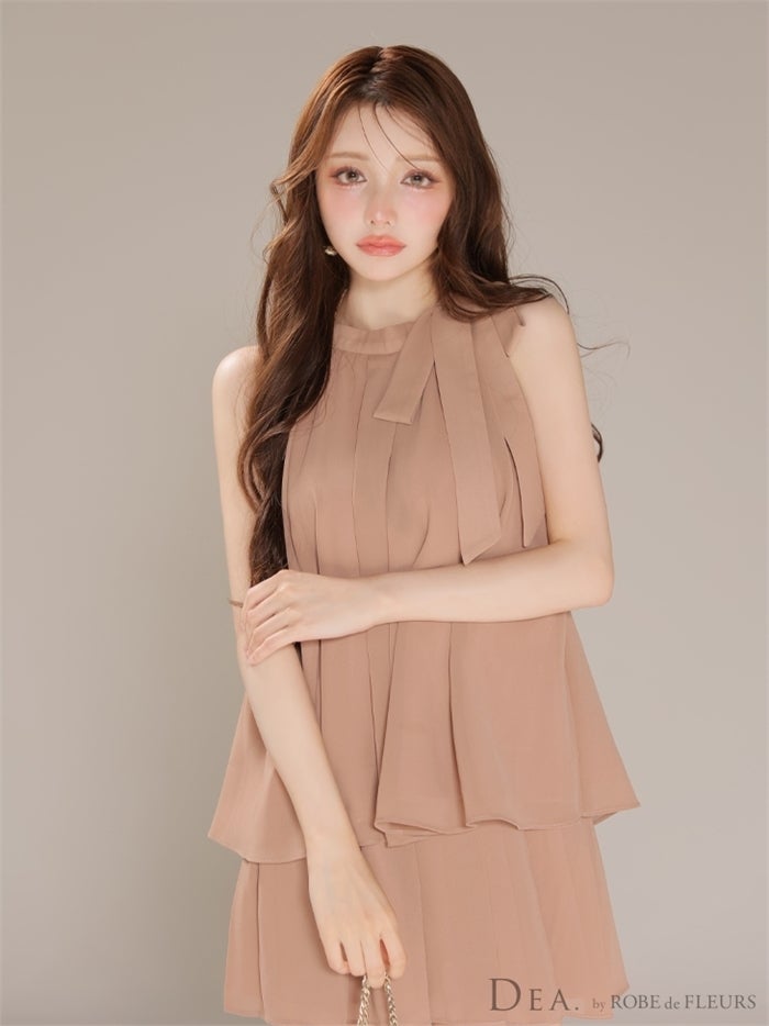 DEA. ディア バイ ローブドフルール サテンシフォンフレアセットアップミニキャバドレスde3372-c