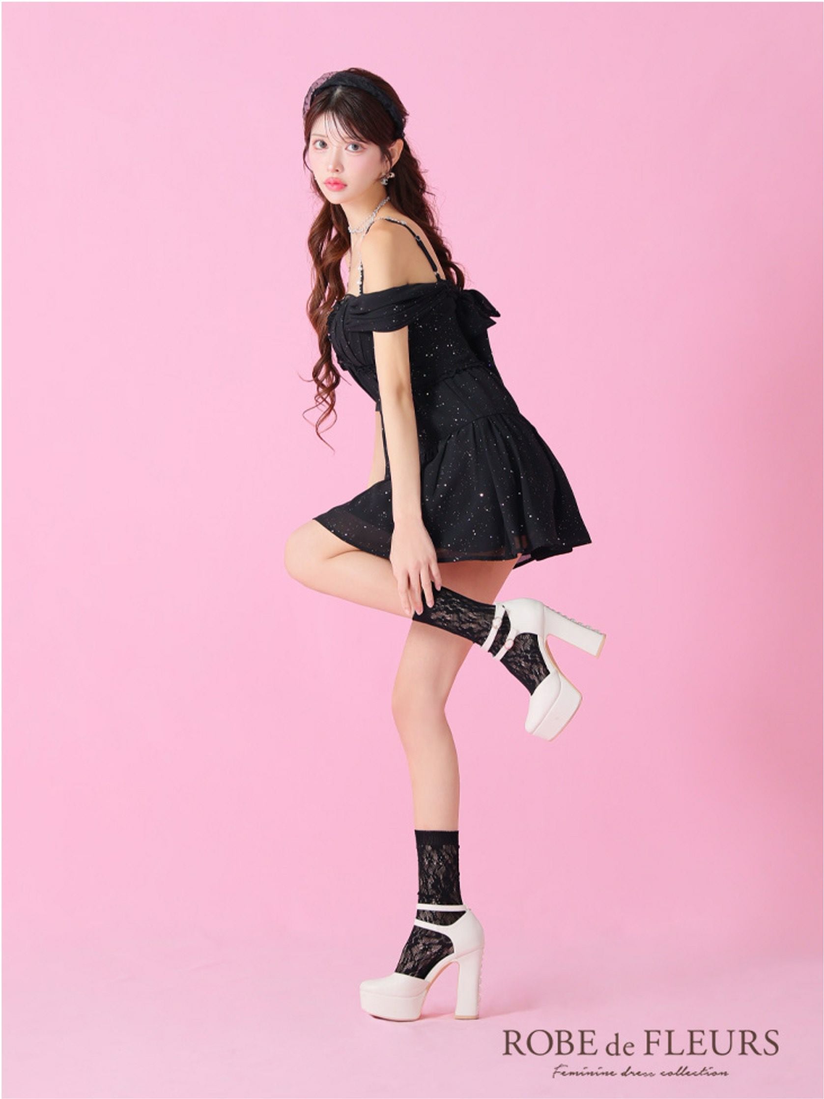 ROBE de FLEURS ローブドフルール 2way オフショルラメシフォンキャミ