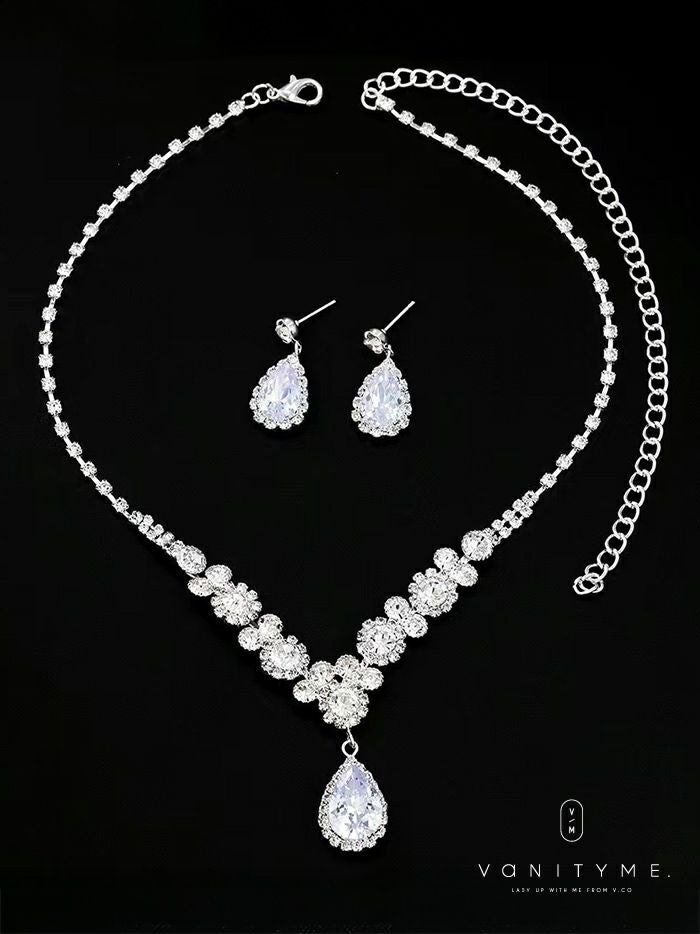 クリアストーンビッグビジュー ネックレス＆ピアス シルバー ジュエリー vcsit-25026