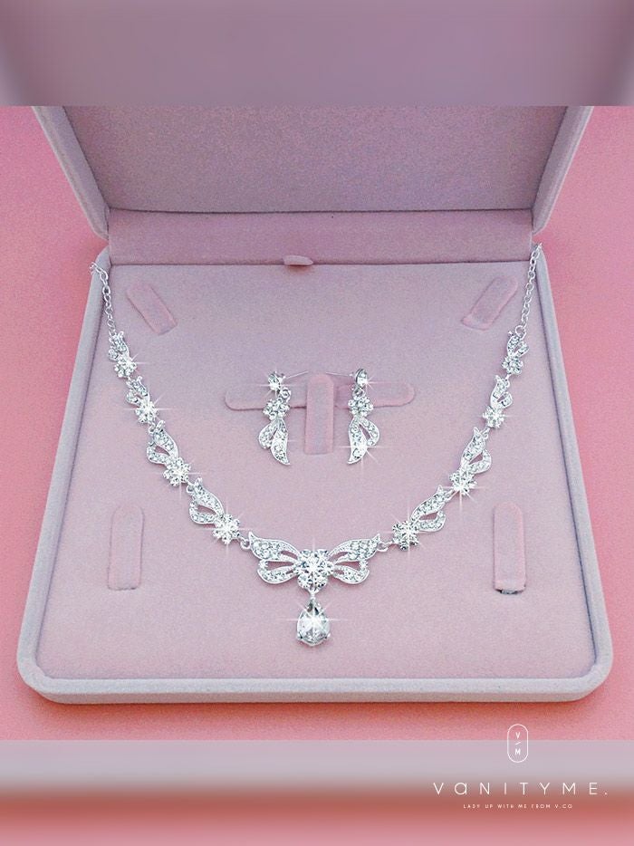 フラワーモチーフビジュー×フェザーデザイン ネックレス＆ピアス シルバー ジュエリー vcsit-25031