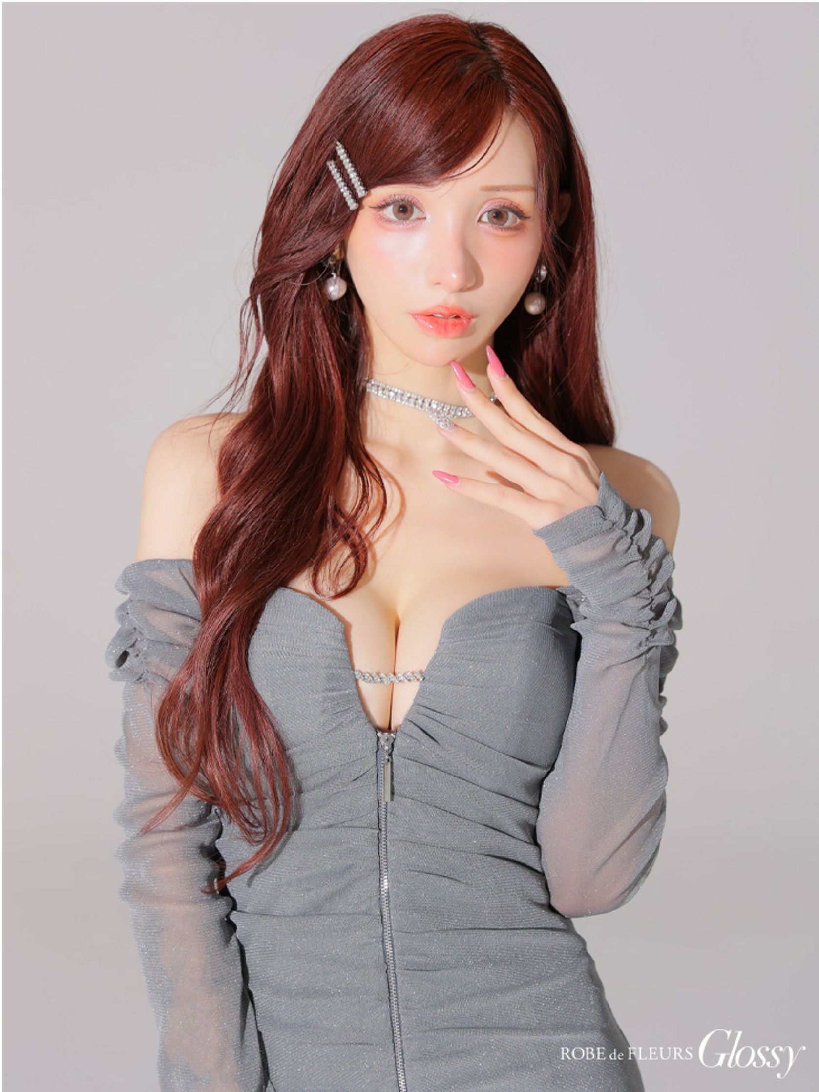 Glossy ローブドフルールグロッシー オフショルラメチュールセンター