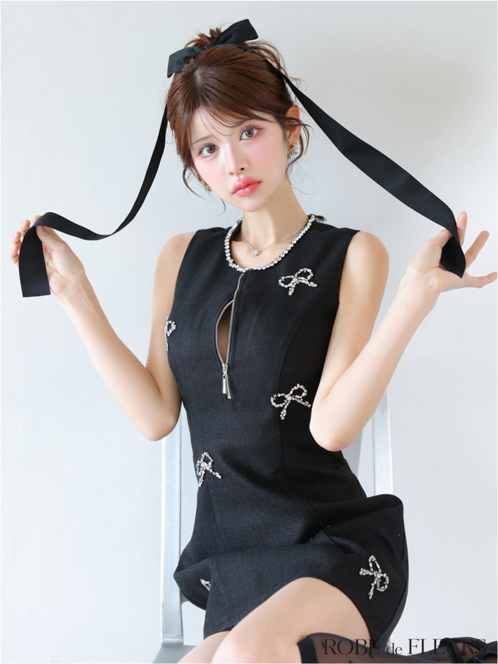 ROBE de FLEURS ローブドフルール リボンビジューノースリーブミニ