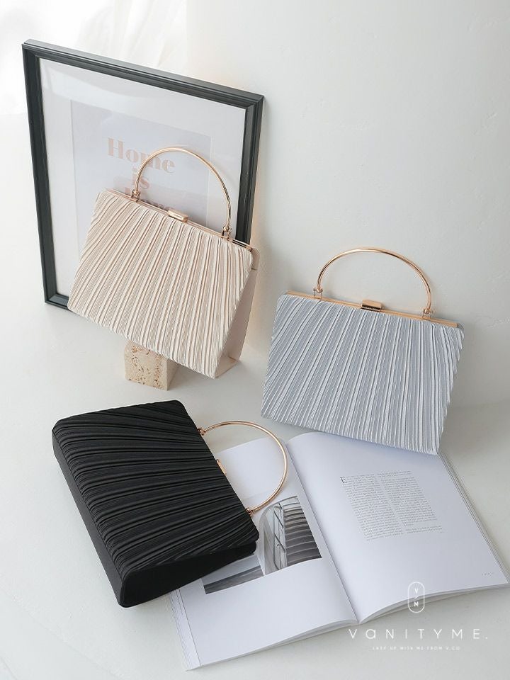 haremode ハレモード フォーマル プリーツ メタルハンド パーティーバッグ ベージュ・シルバー・ブラック vim-am-5073