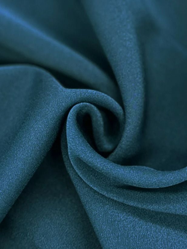 Veautt ヴュート ショルダーチェーンフリルタックタイトミディアムドレス vt022521