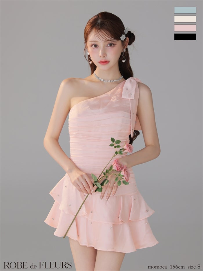 ROBE de FLEURS ローブドフルール 【XSサイズあり】サテンワンショルダーリボンティアードフレアミニキャバドレス fm4322-c
