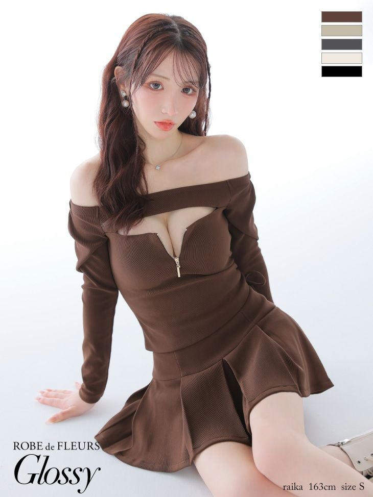 Glossy ローブドフルールグロッシー 【XSサイズあり】オフショルダーロングスリーブバストカットフレアミニキャバドレス gl4138