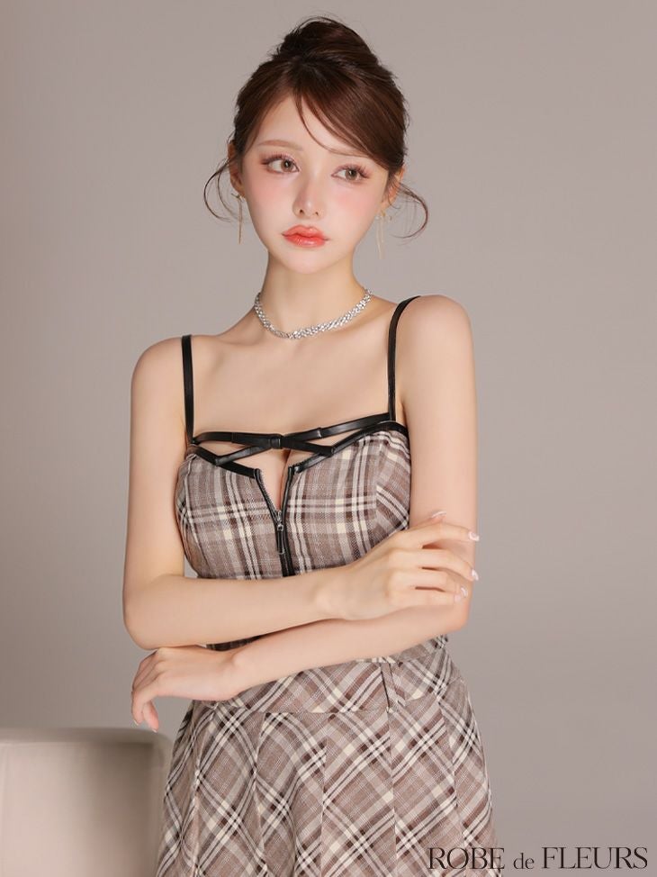 ROBE de FLEURS ローブドフルール 【XSサイズあり】レザーミニリボンチェックフレアセットアップミニキャバドレス fm4308ROBE de FLEURS ローブドフルール 【XSサイズあり】レザーミニリボンチェックフレアセットアップミニキャバドレス fm4308