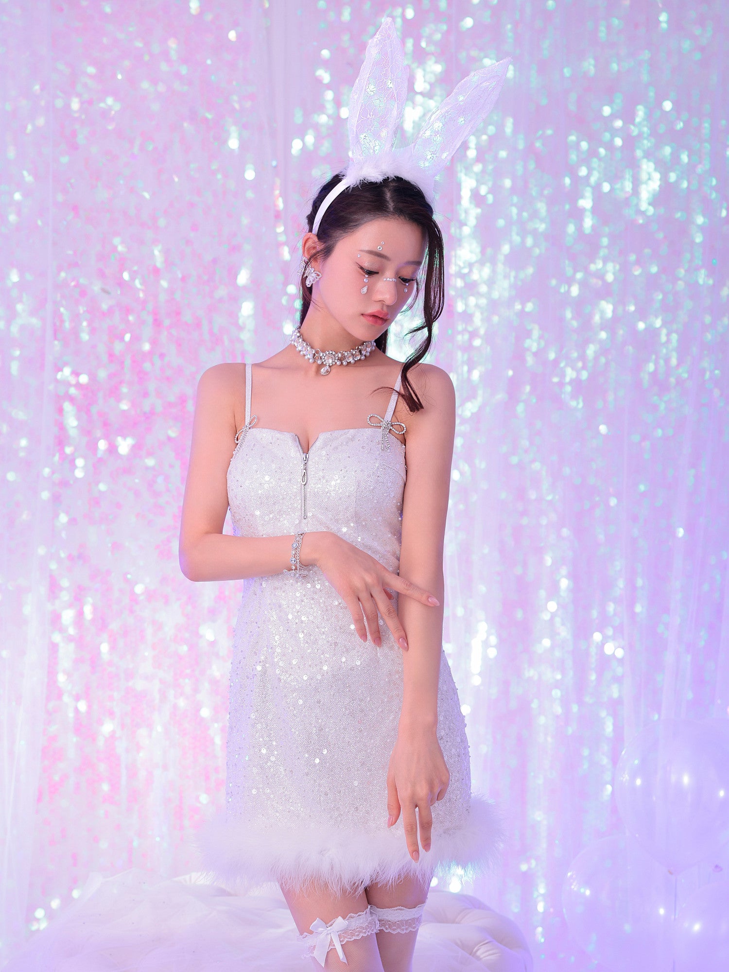【期間限定SALE】【2点セット】FROZEN jewelry bunny フローズン ジュエリー バニー タイトワンピース ホワイト vcsbn-240732-ac