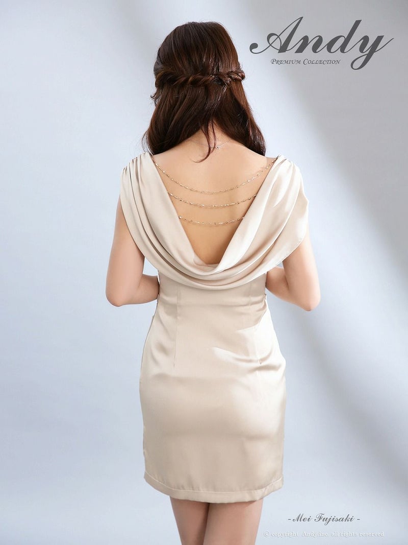 Andy アンディ サテン ワンカラー オフショル 2way バックオープン ドレープ チャーム付き タイト ミニドレス an-on2992