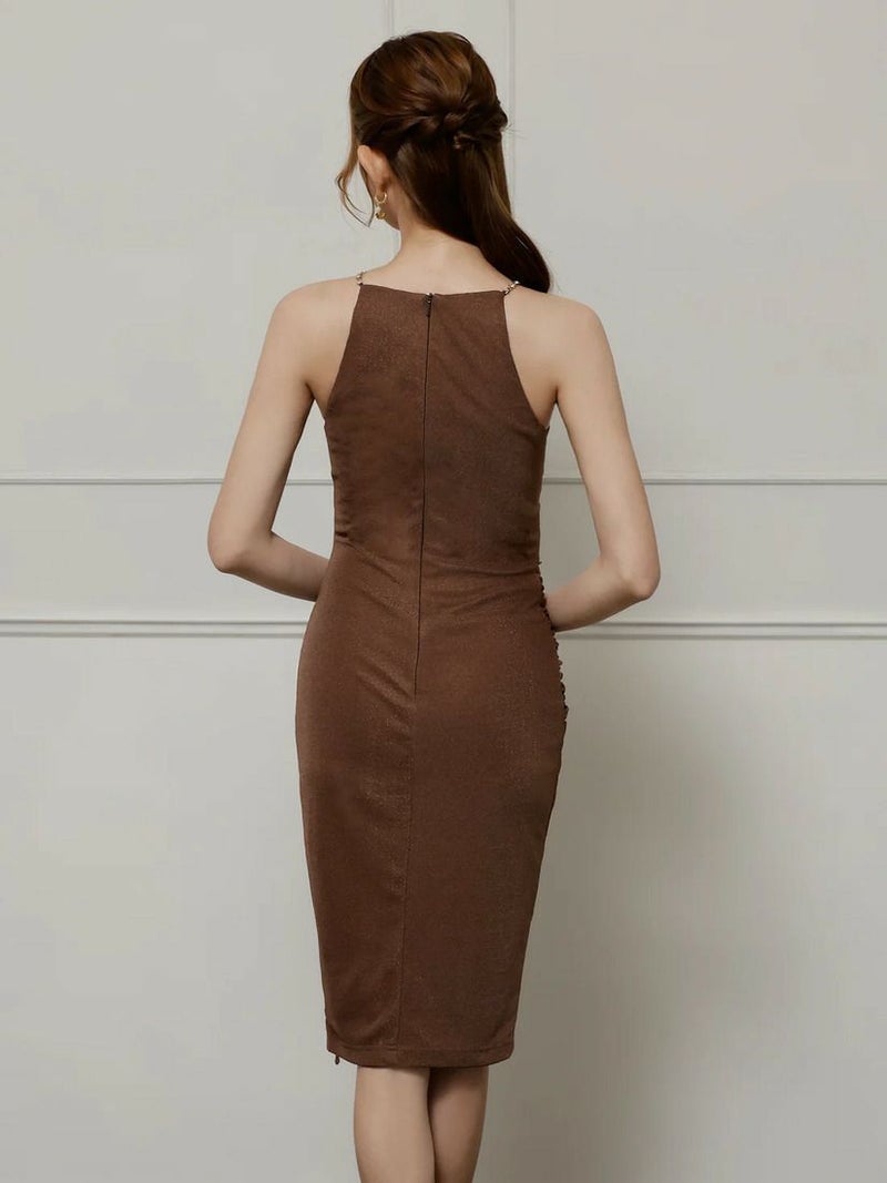 Veautt ヴュート ホルターネックフロントシアーデザインビジューチェーンタイトミディアムドレス vt082526-ks