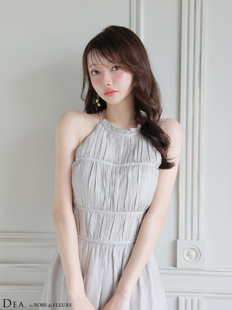 【11月中旬頃入荷予定】 DEA. ディア バイ ローブドフルール 【S～Lサイズあり】 ホルターネックサテンティアードフレアロングキャバドレス de4615-c