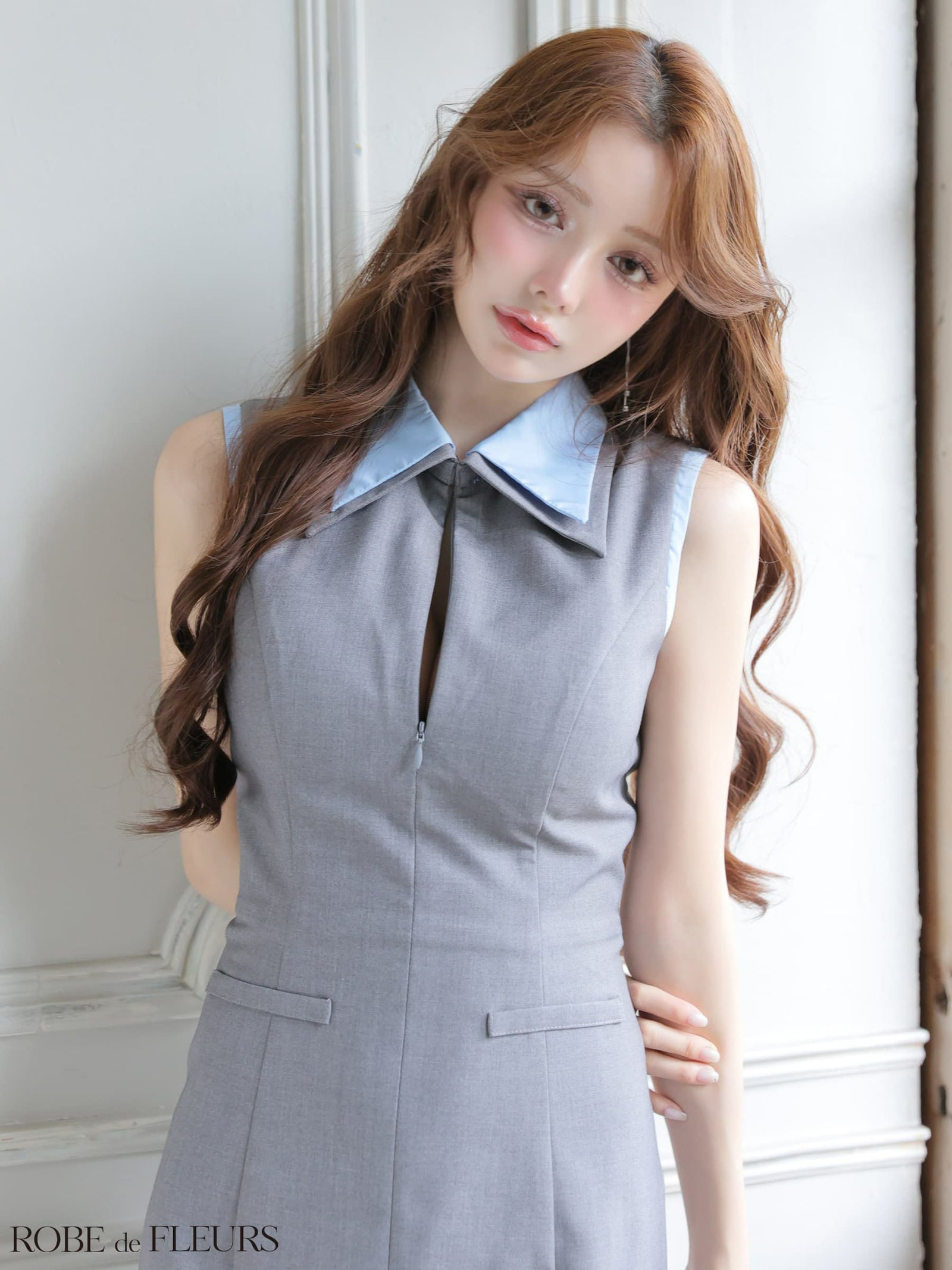ROBE de FLEURS ローブドフルール 【XS～Lサイズあり】襟付きノースリーブタイトミニキャバドレス fm4228-c