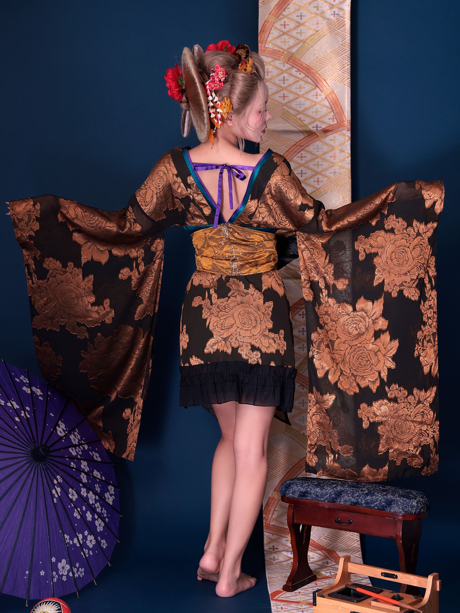 2点セット】花魁 大奥 ミニ花魁コスプレ 金箔牡丹 黒×金 和柄 本格和装