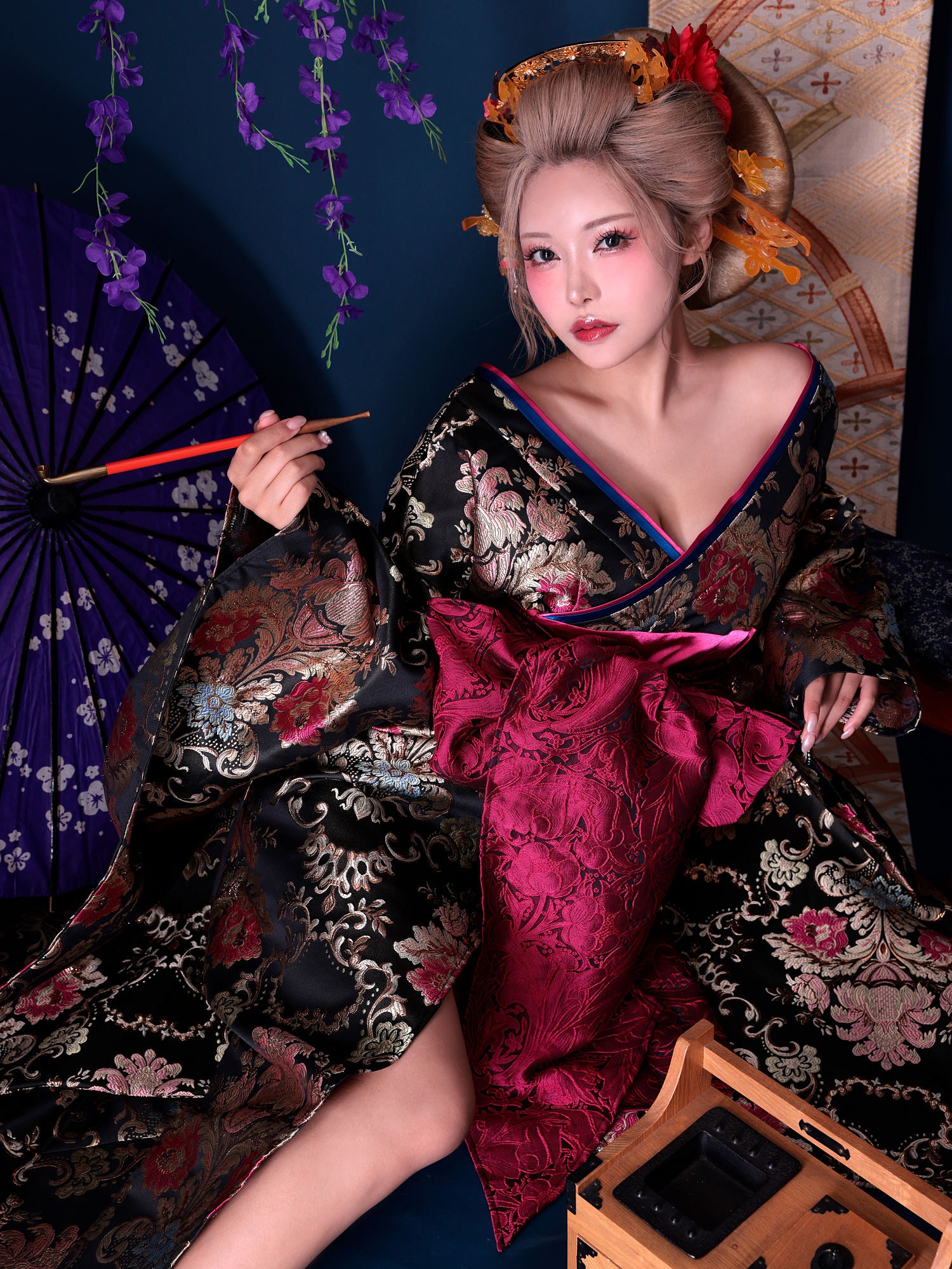 【Sサイズ：10月中旬頃入荷予定】【2点セット】花魁 大奥 コスプレ 大奥#3 菖蒲 AYAME 黒×金 和柄 本格和装 着物 花魁ドレス｜ vcsot-250673-ac