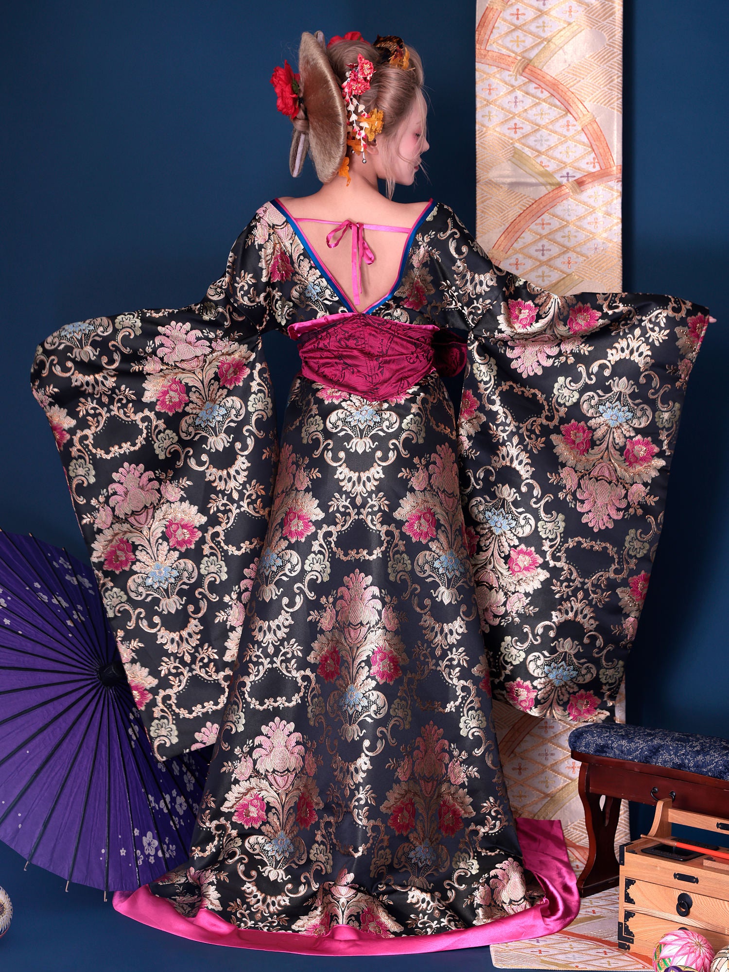 【Sサイズ：10月中旬頃入荷予定】【2点セット】花魁 大奥 コスプレ 大奥#3 菖蒲 AYAME 黒×金 和柄 本格和装 着物 花魁ドレス｜ vcsot-250673-ac