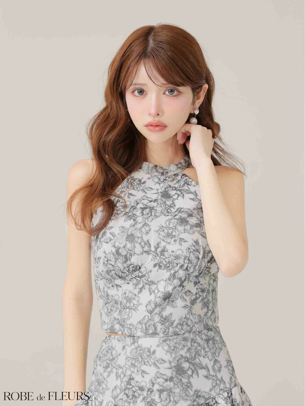 ROBE de FLEURS ローブドフルール 【XSサイズあり】ジャガードホルターネックフレアミニキャバドレス fm4624-c