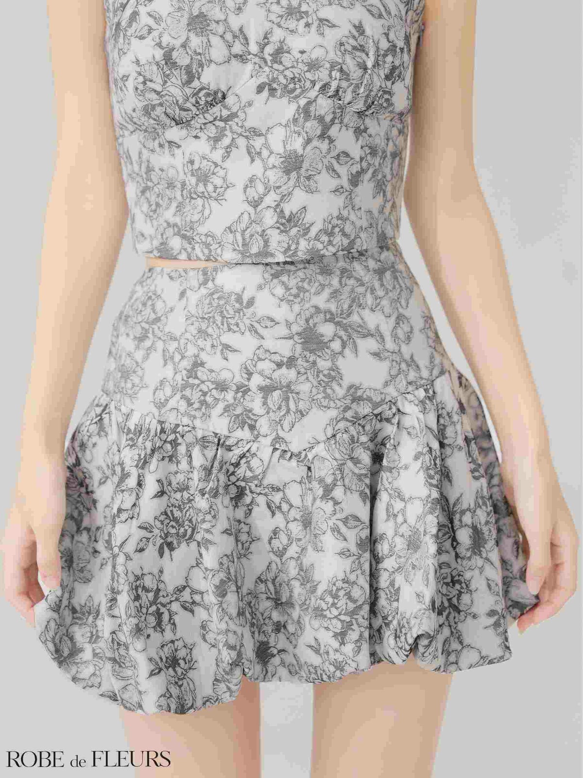 ROBE de FLEURS ローブドフルール 【XSサイズあり】ジャガードホルターネックフレアミニキャバドレス fm4624-c