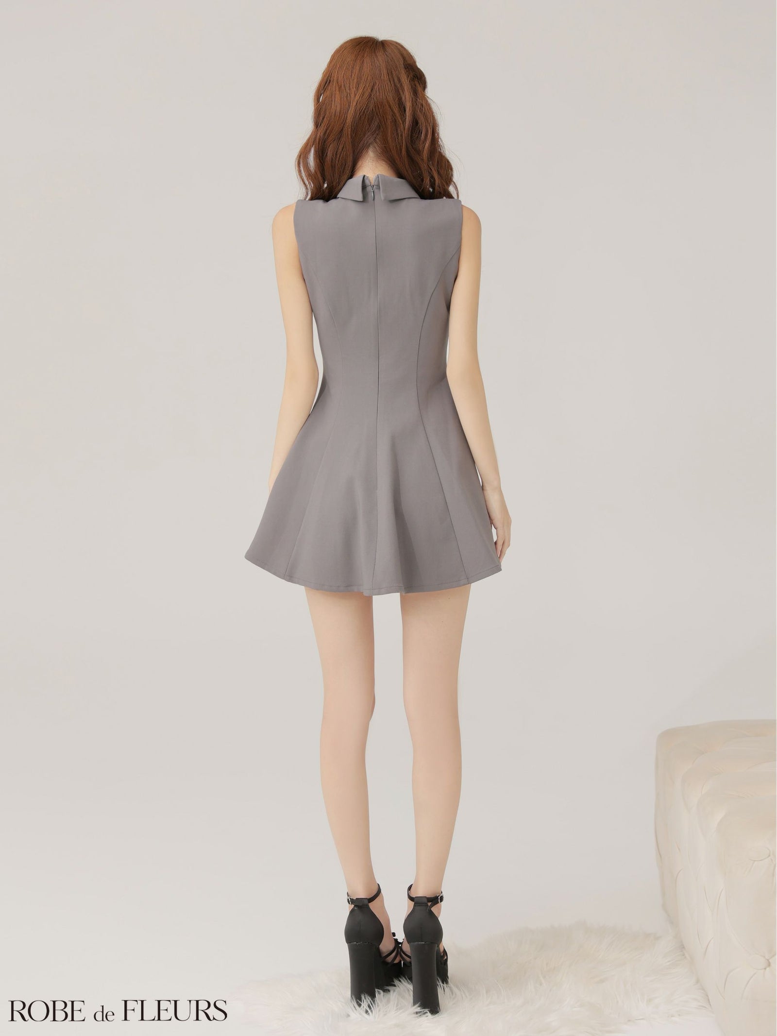 ROBE de FLEURS ローブドフルール 【XS～Lサイズあり】襟付きノースリーブフレアミニキャバドレス fm4156