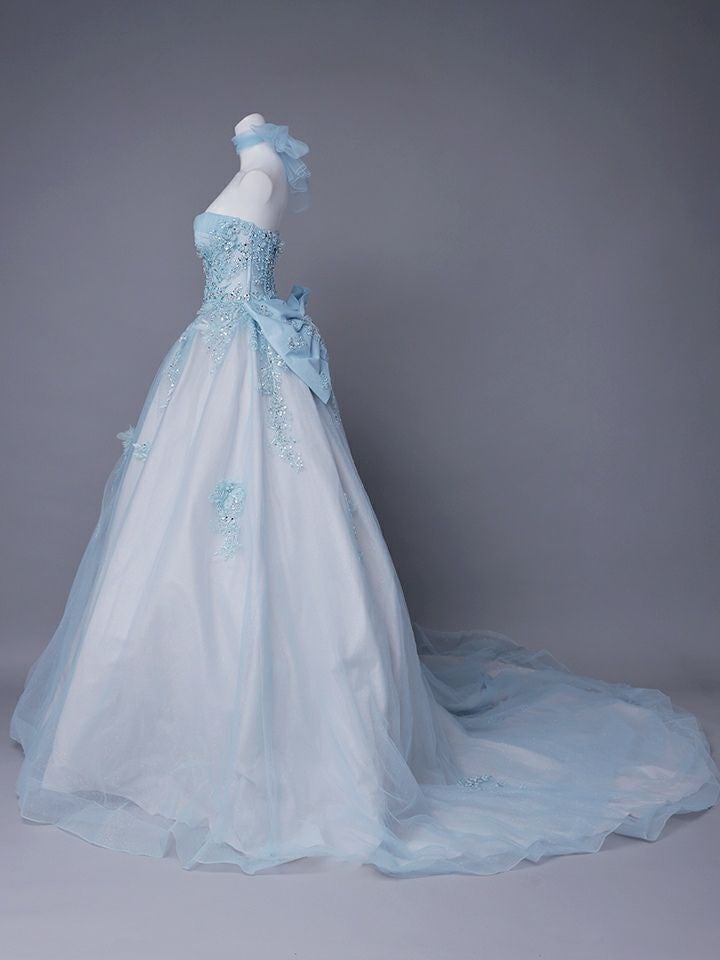 vanityME.couture. バニティーミークチュール Aquamarine Flower