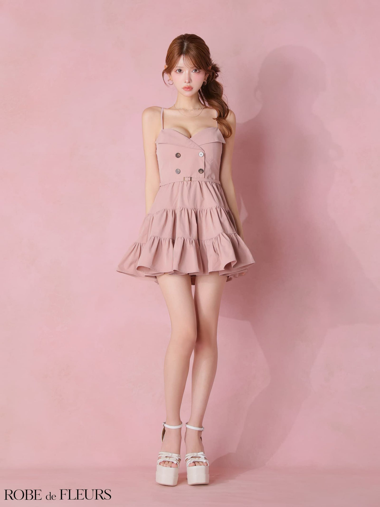 ROBE de FLEURS ローブドフルール 【XSサイズあり】 光沢ツイルダブルボタンティアードミニキャミキャバドレス fm3491-c
