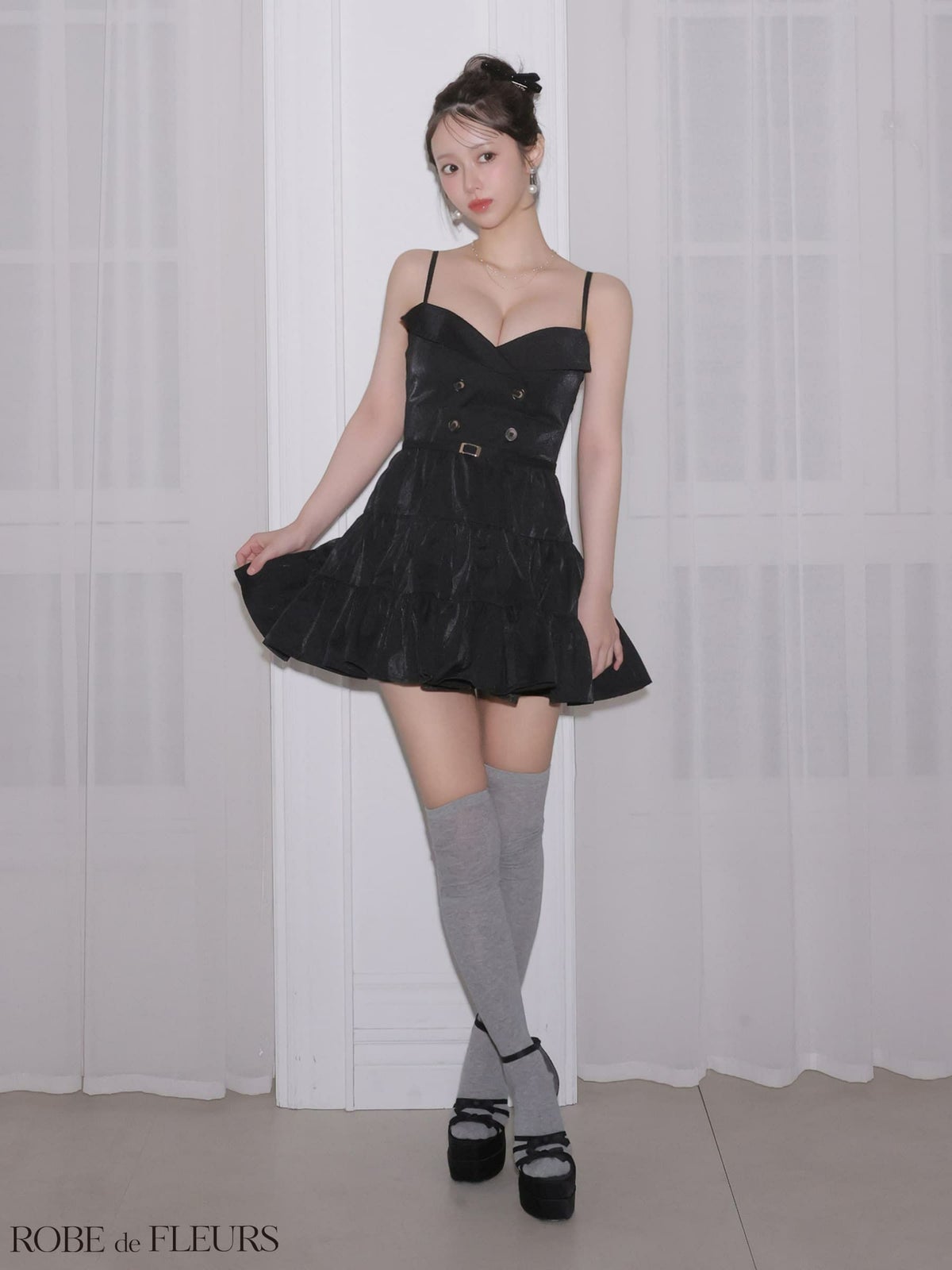 ROBE de FLEURS ローブドフルール 【XSサイズあり】 光沢ツイルダブルボタンティアードミニキャミキャバドレス fm3491-c