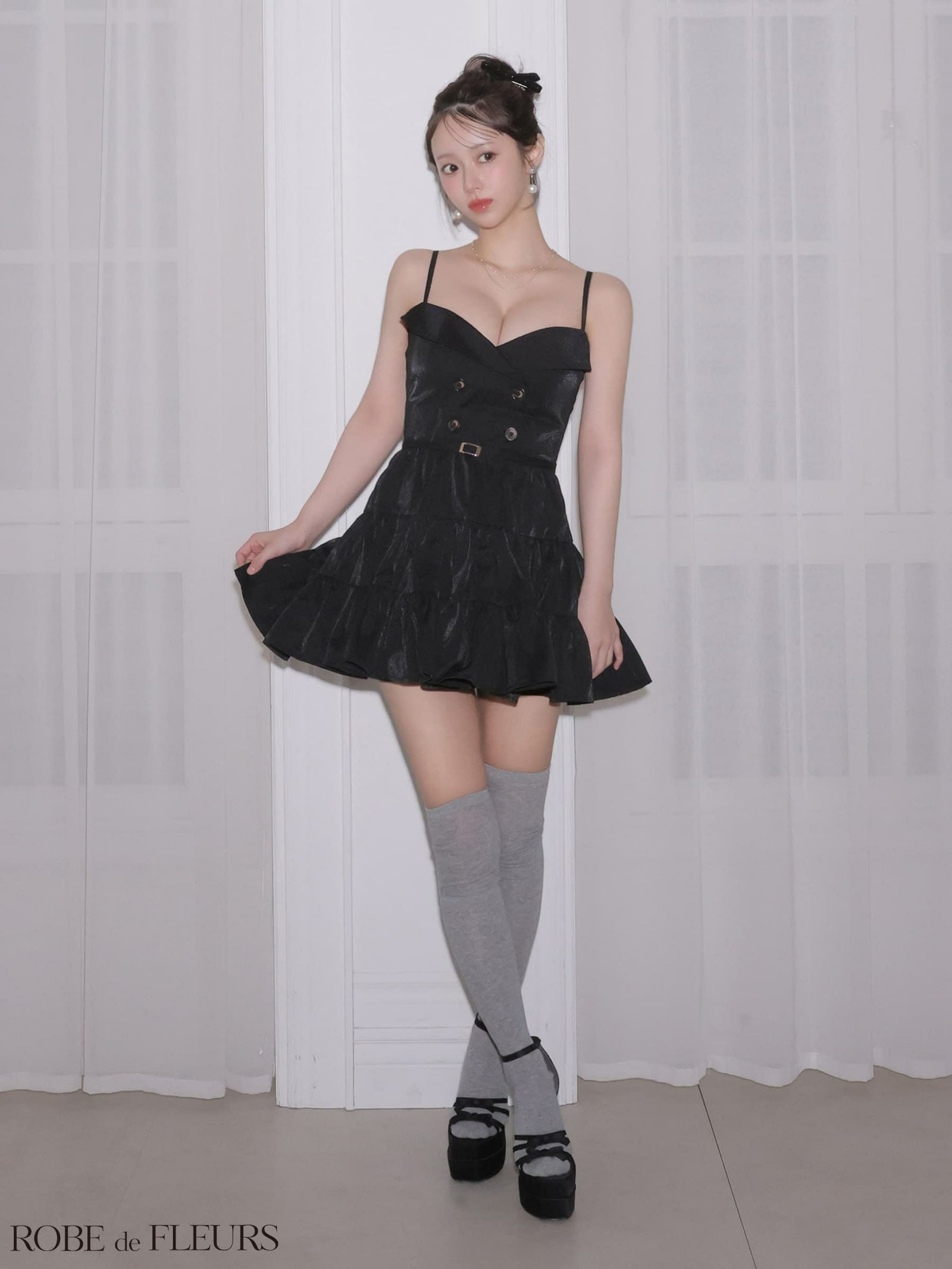 ROBE de FLEURS ローブドフルール 【XSサイズあり】 光沢ツイルダブルボタンティアードミニキャミキャバドレス fm3491-c