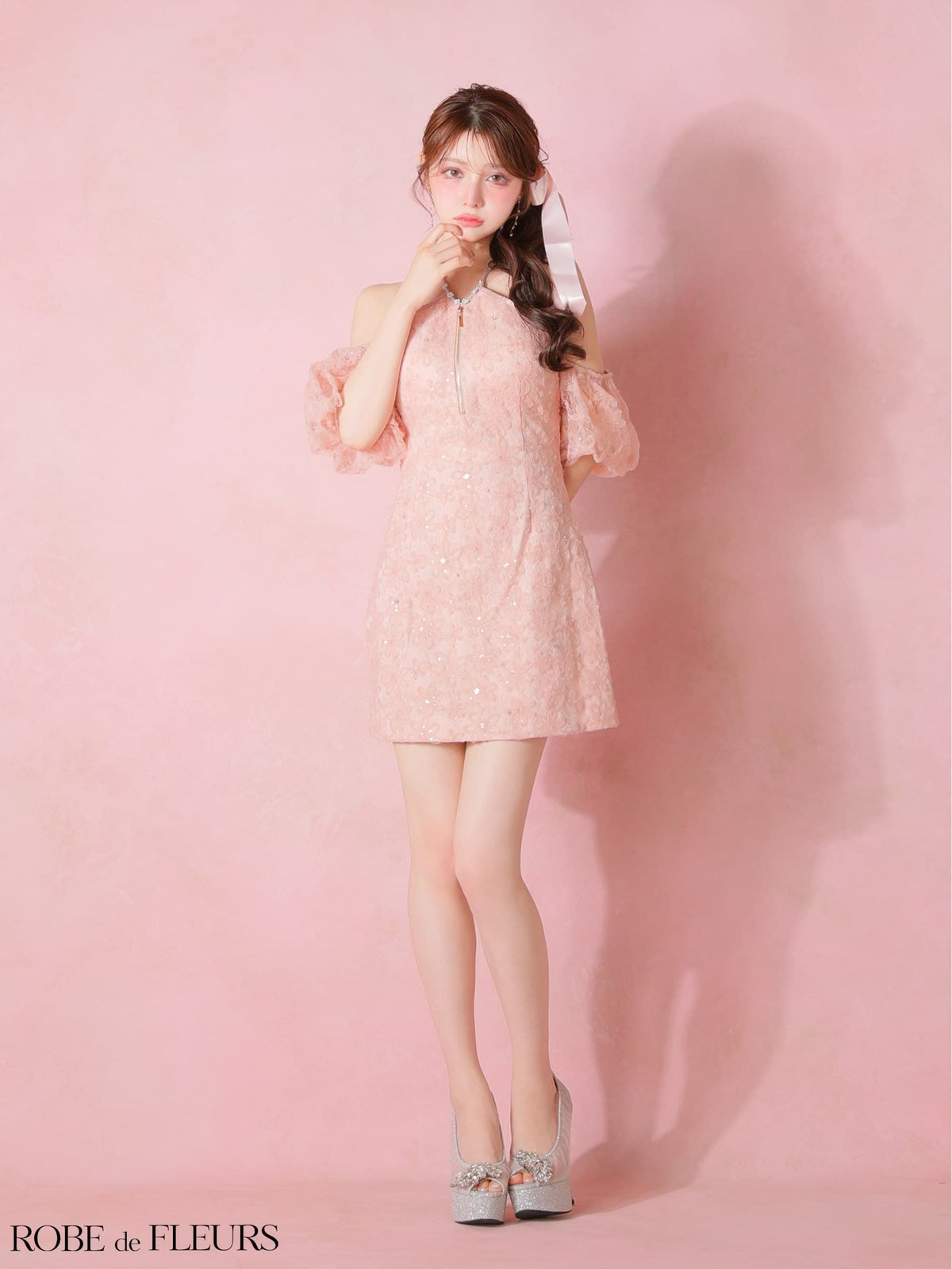 ROBE de FLEURS ローブドフルール 【XSサイズあり】 フラワーレースラメチュールホルタータイトミニキャバドレス fm4404-c