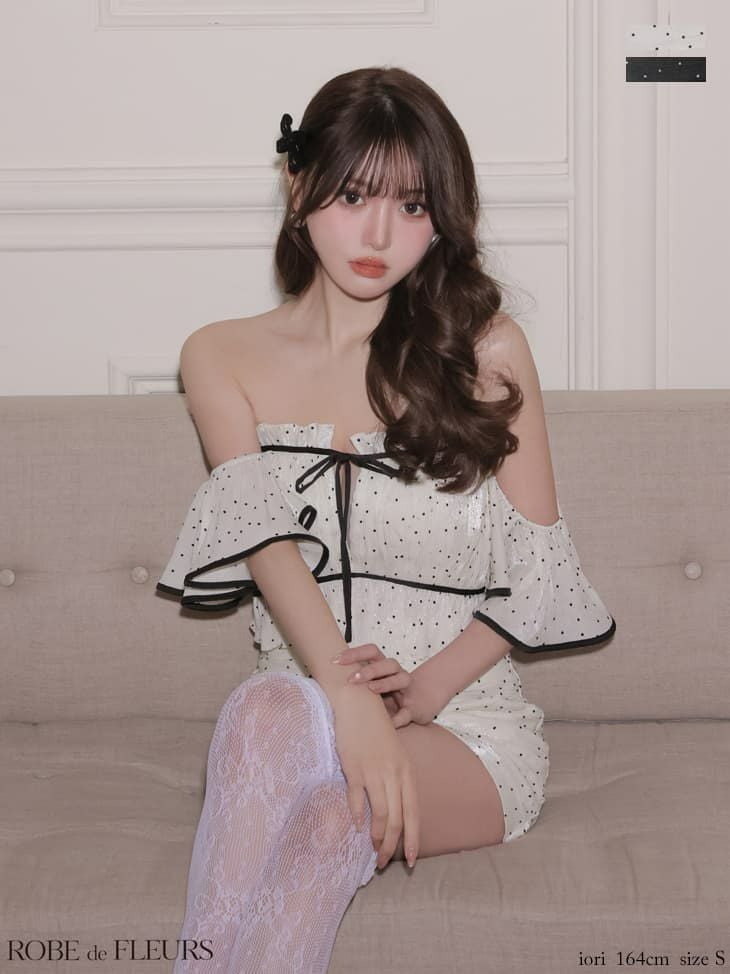 ROBE de FLEURS ローブドフルール 【XSサイズあり】 ドットラメシフォンオフショルセットアップミニキャバドレス fm4347-c
