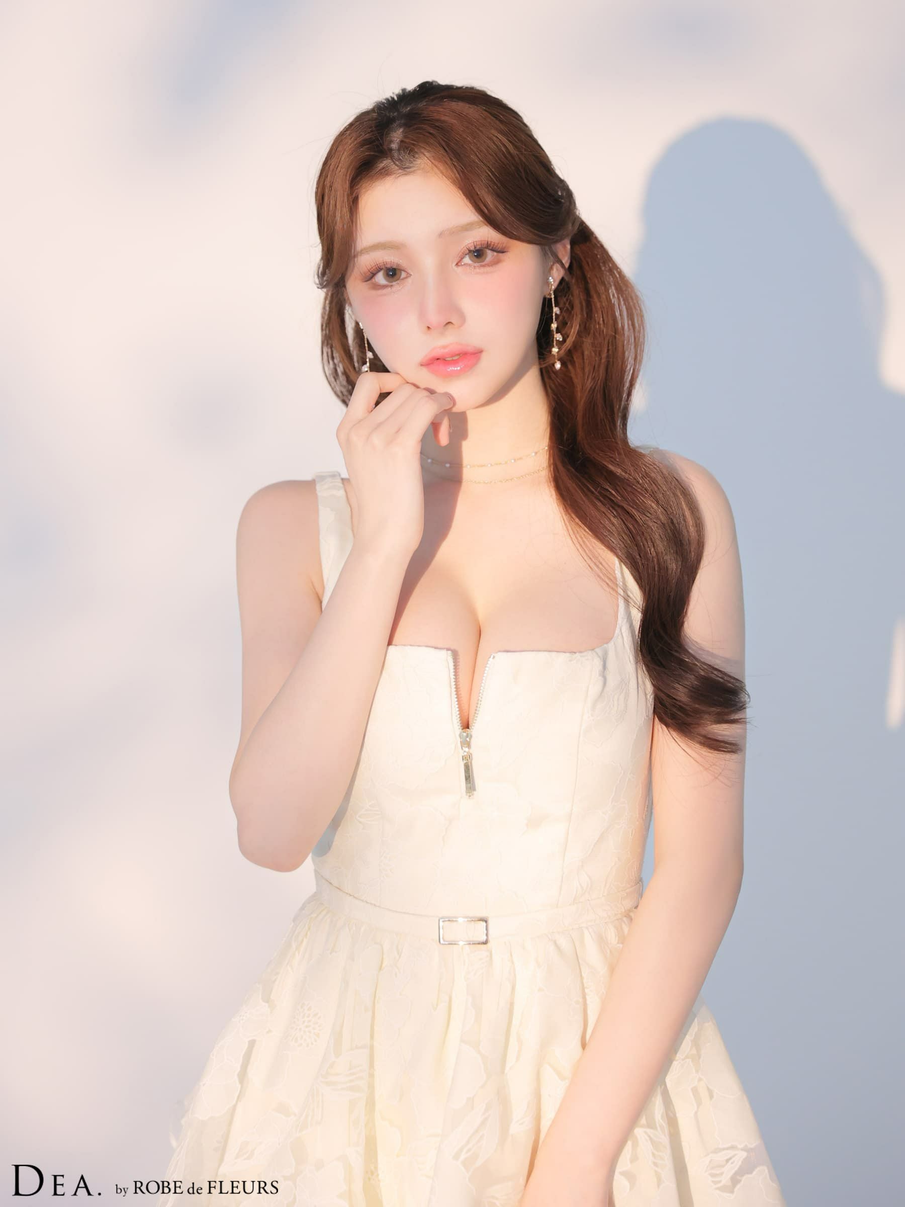 brown/ivory：8月上旬頃入荷予定】DEA. ディア バイ ローブドフルール