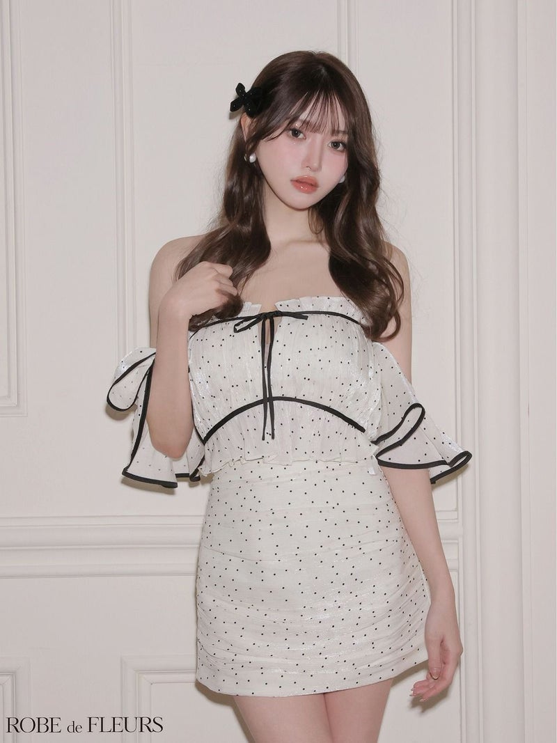 ROBE de FLEURS ローブドフルール 【XSサイズあり】 ドットラメシフォンオフショルセットアップミニキャバドレス fm4347