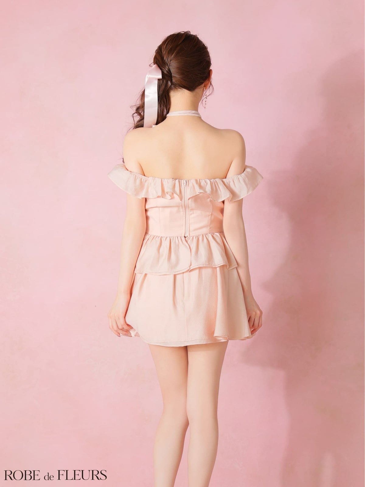 ROBE de FLEURS ローブドフルール 【XSサイズあり】フリルオフショルリボンミニセットアップキャバドレス fm3484-c