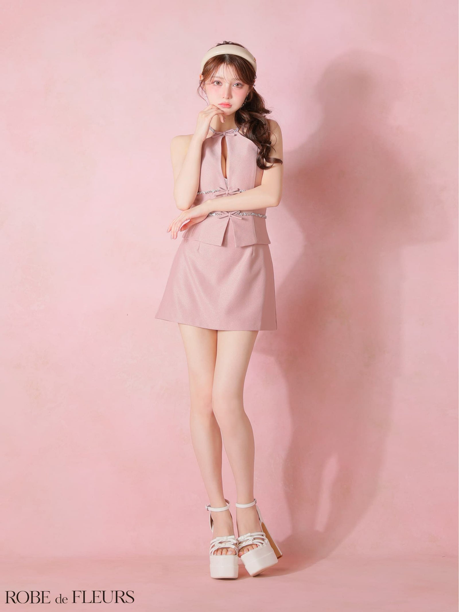 ROBE de FLEURS ローブドフルール 【XSサイズあり】ラメツイルビジューリボンホルターネックセットアップミニキャバドレス fm4343-c
