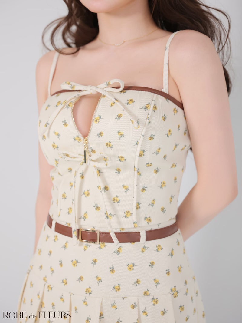 ROBE de FLEURS ローブドフルール 【XSサイズあり】小花柄レザーパイピングプリーツセットアップミニキャバドレス fm4355-c