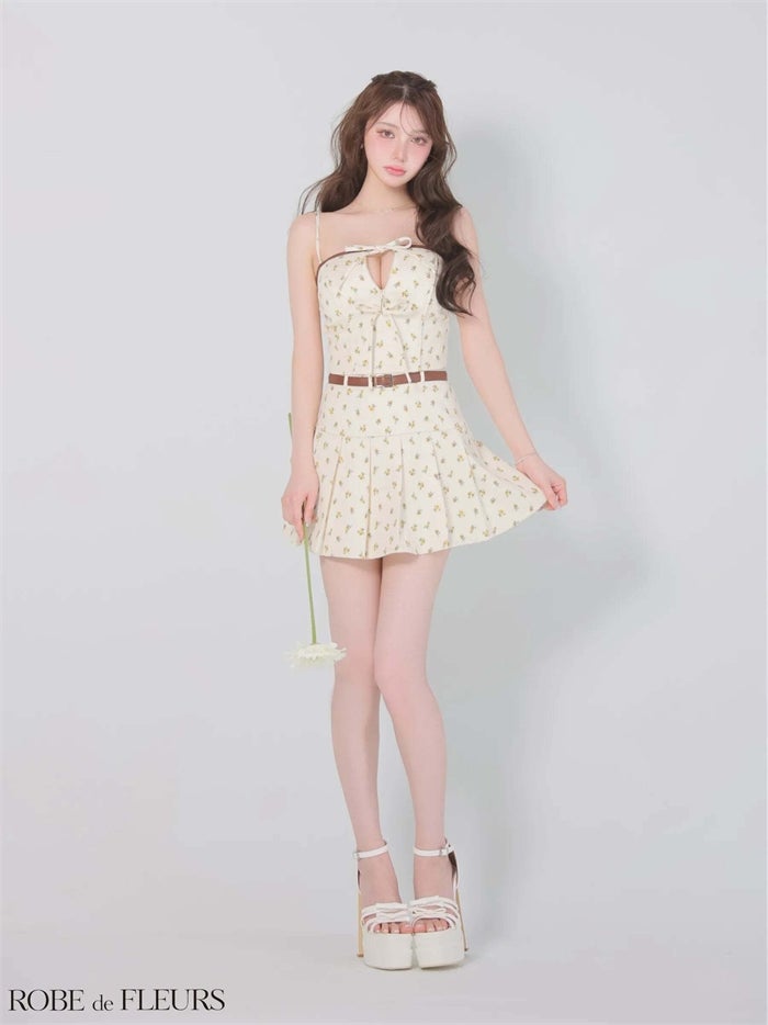 ROBE de FLEURS ローブドフルール 【XSサイズあり】小花柄レザーパイピングプリーツセットアップミニキャバドレス fm4355-c
