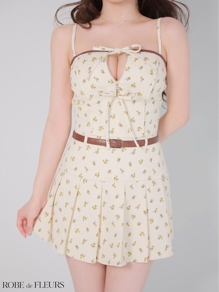 ROBE de FLEURS ローブドフルール 【XSサイズあり】小花柄レザーパイピングプリーツセットアップミニキャバドレス fm4355