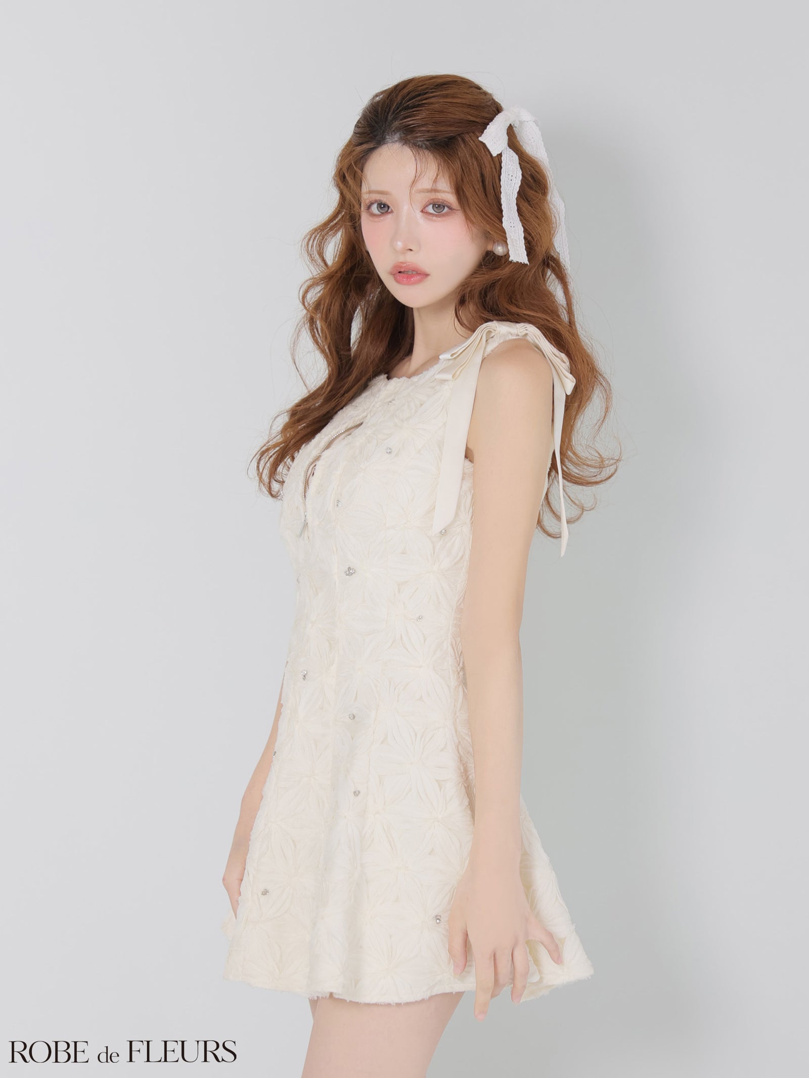 ROBE de FLEURS ローブドフルール 【XS～Lサイズあり】 フラッフィーフラワービジューミニキャバドレス fm4360-c