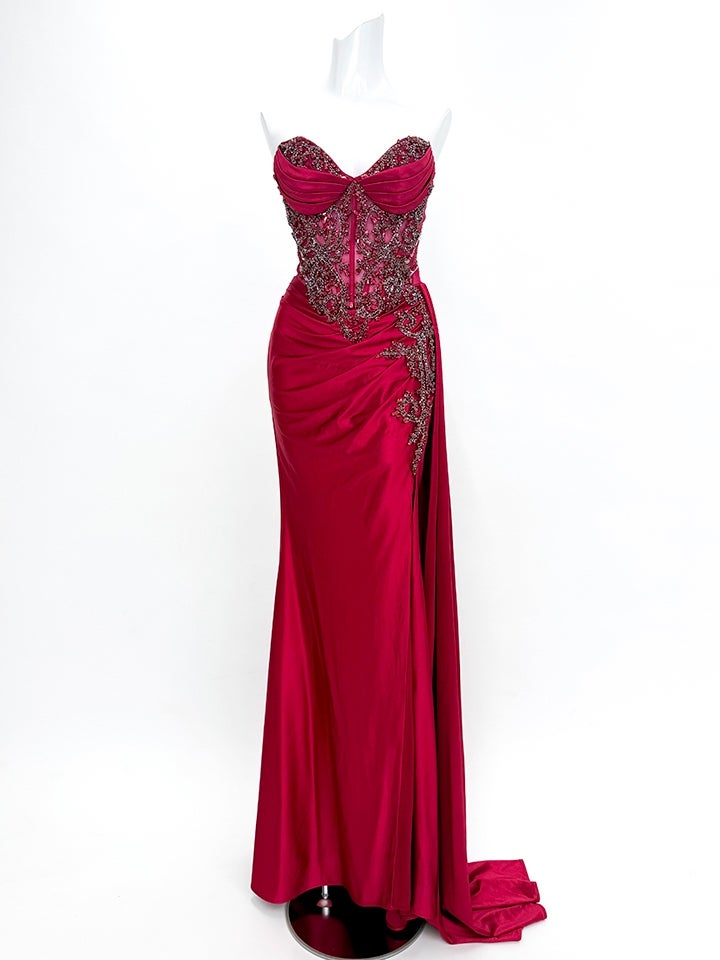 vanityME.couture.バニティーミークチュール ラグジュアリービジュー シャイニーサテン メッシュ ショール付き スリット入り バースデードレス ロングドレス ディープレッド vctr-l-kv1131-2
