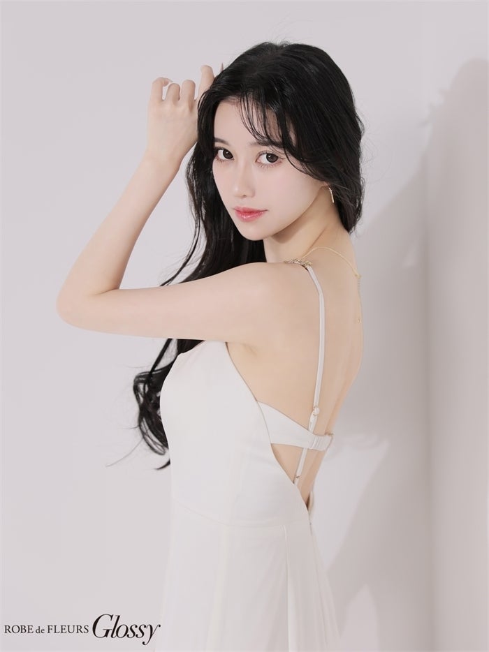 Glossy ローブドフルールグロッシー 【Lサイズあり】チェーンショルダーサテンマーメイドロングキャバドレス gl4177-c