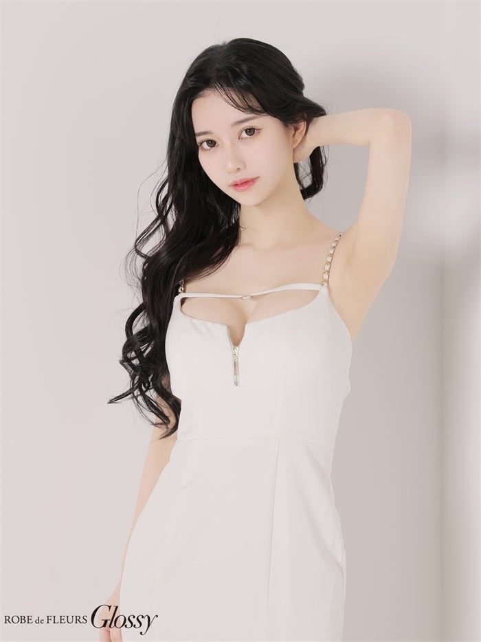 Glossy ローブドフルールグロッシー 【Lサイズあり】チェーンショルダーサテンマーメイドロングキャバドレス gl4177-c